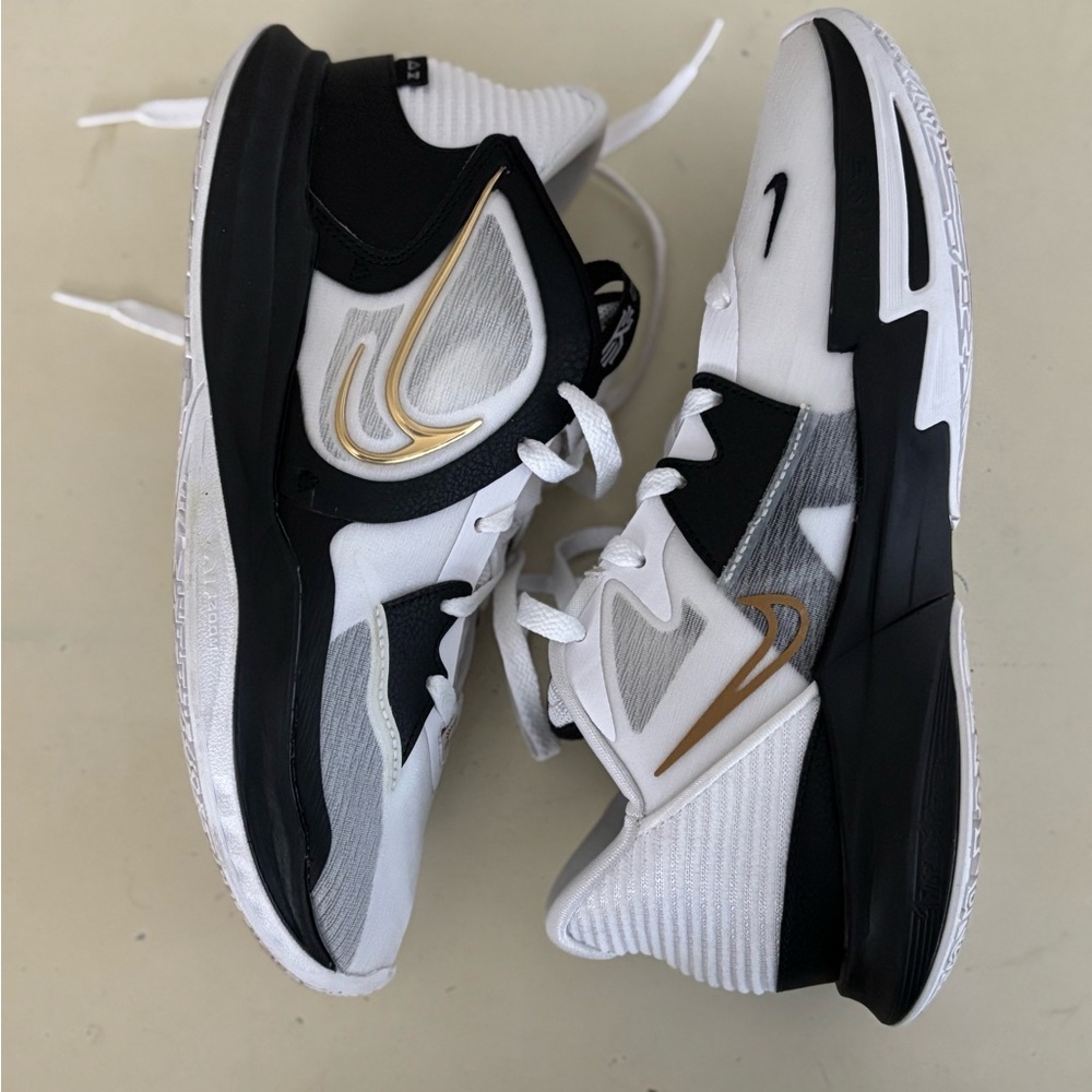 Nike Kyrie Low 5 White Black Metallic Gold